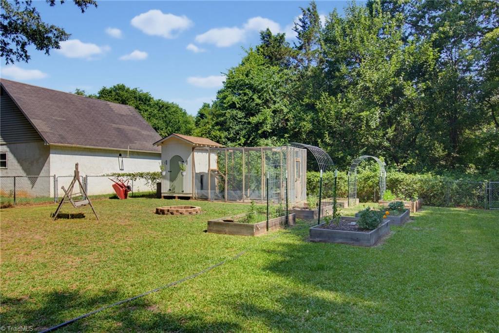 297 Pleasant Grove Church Road Thomasville, NC 27360 - Photo 25 of 28