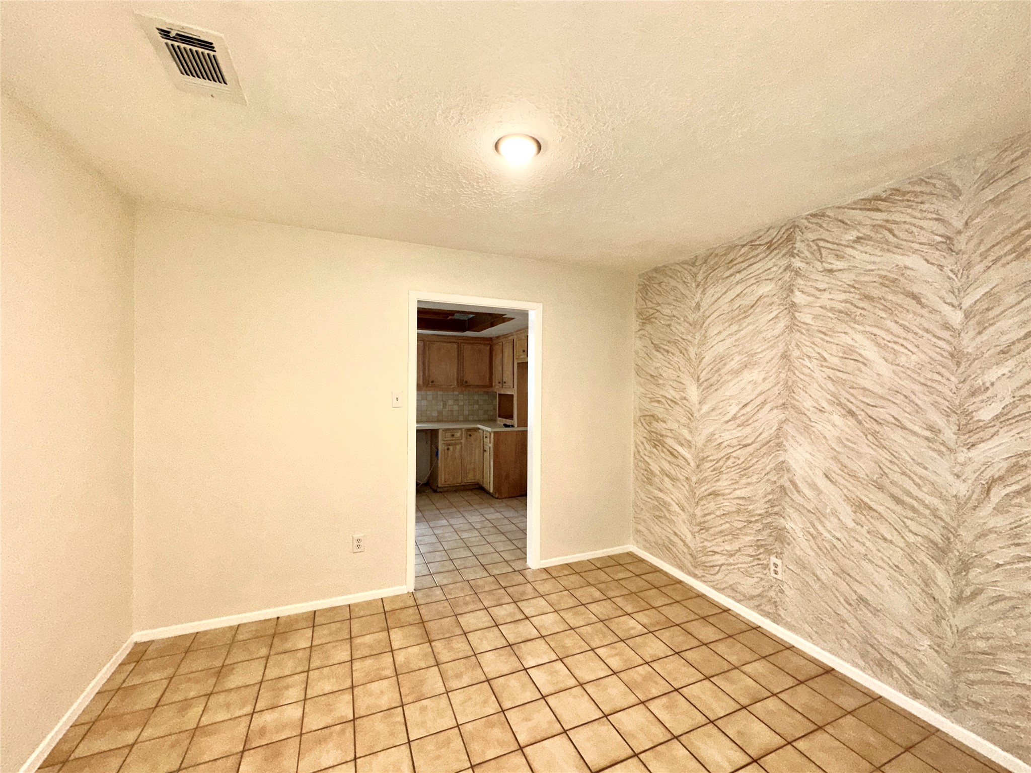 8511 Little River Road Houston, TX 77064 - Photo 5 of 19 a view of an empty room