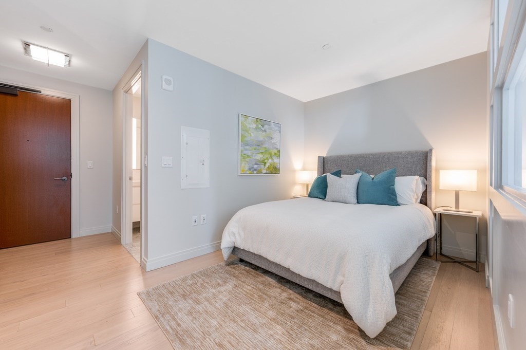 135 Seaport Boulevard, Unit 1712 Boston, MA 02210 - Photo 11 of 26