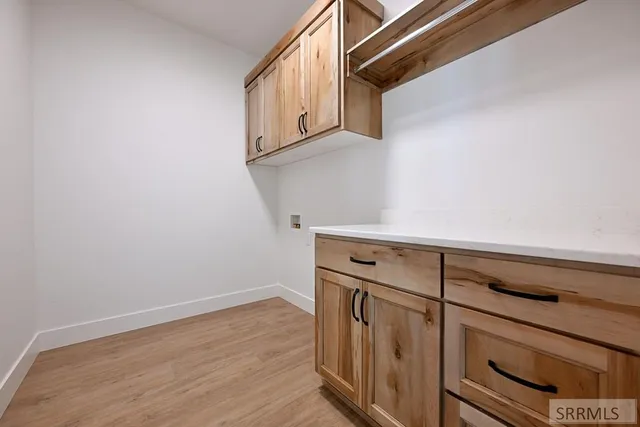 $670,000 | 285 Moonlight Drive, Shelley, ID 83274