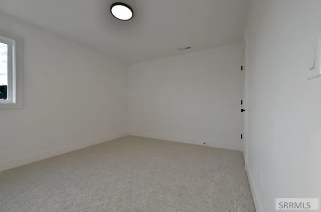 $670,000 | 285 Moonlight Drive, Shelley, ID 83274