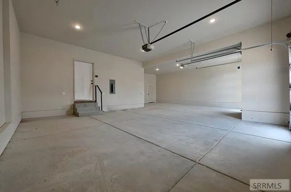 $655,000 | 285 Moonlight Drive, Shelley, ID 83274