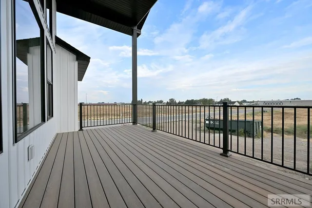 $670,000 | 285 Moonlight Drive, Shelley, ID 83274