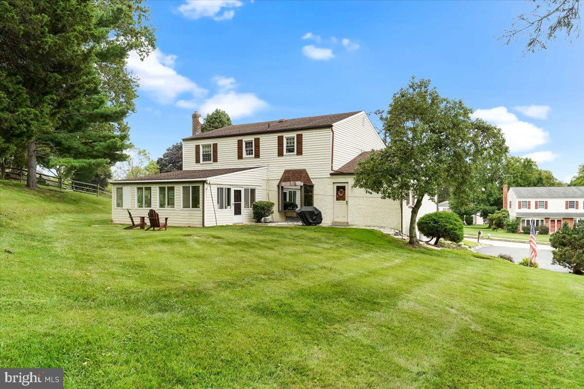 2607 Andrew Road Broomall, PA 19008 - Photo 3 of 29 Gallery Image 3
