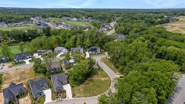 $250,000 | 4130 Hartswick Court, Zionsville, IN 46077