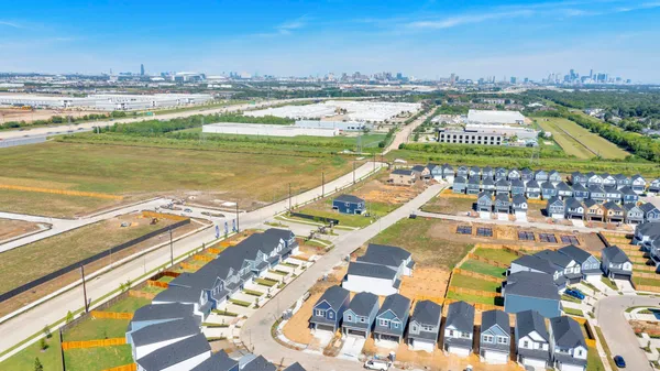$2,300 | 10316 Penryn Frst Trail, Houston, TX 77051