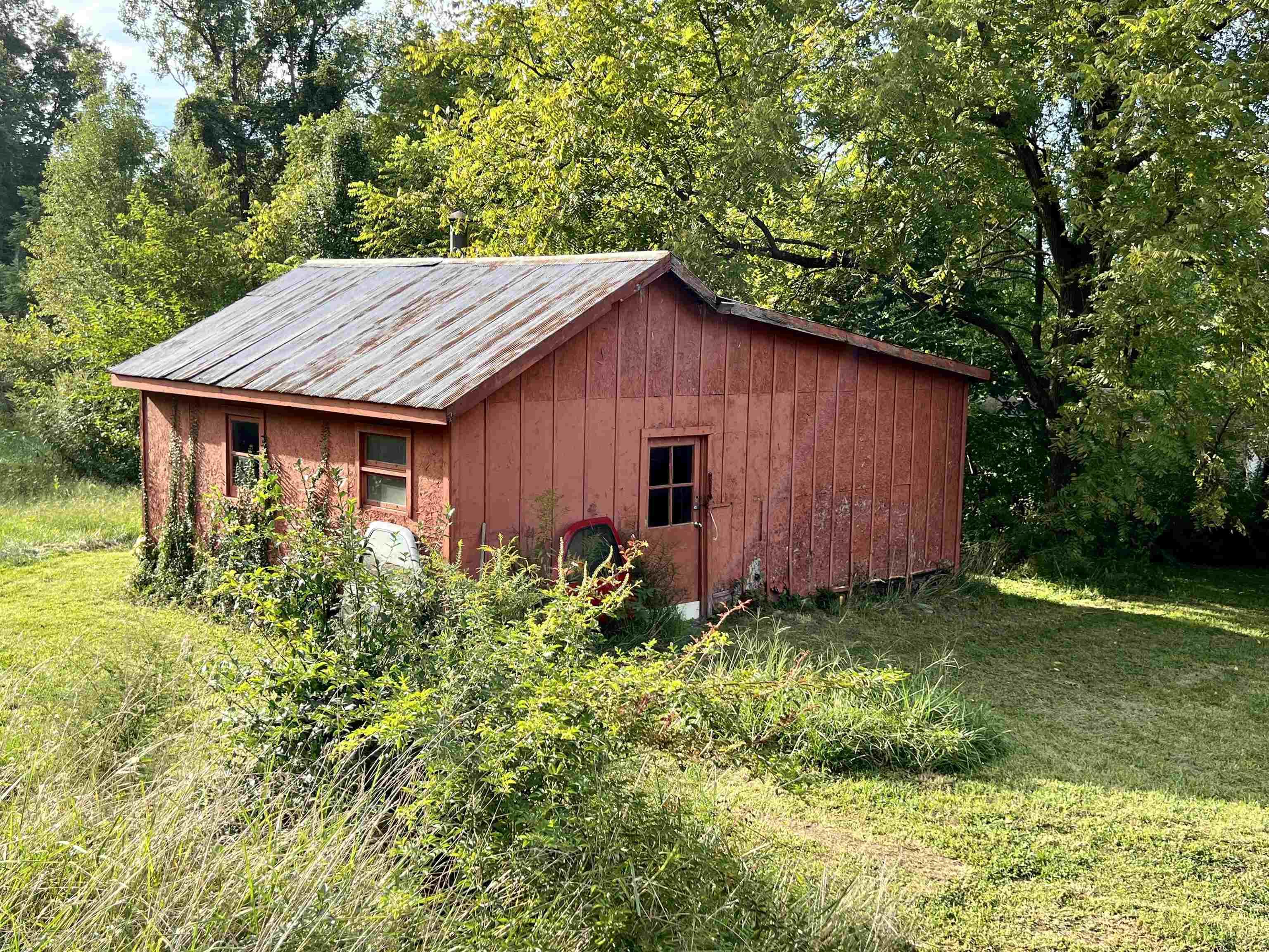 970 South Meridian Road Mitchell, IN 47446 - Photo 5 of 27
