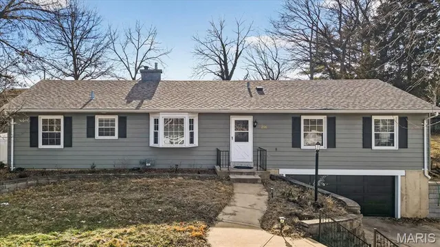$265,000 | 216 Hillsdale Drive, Ballwin, MO 63011