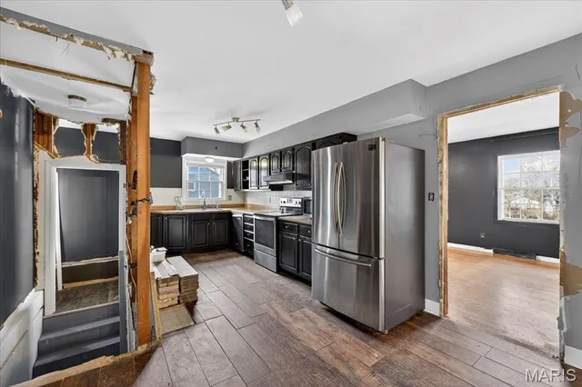 $265,000 | 216 Hillsdale Drive, Ballwin, MO 63011