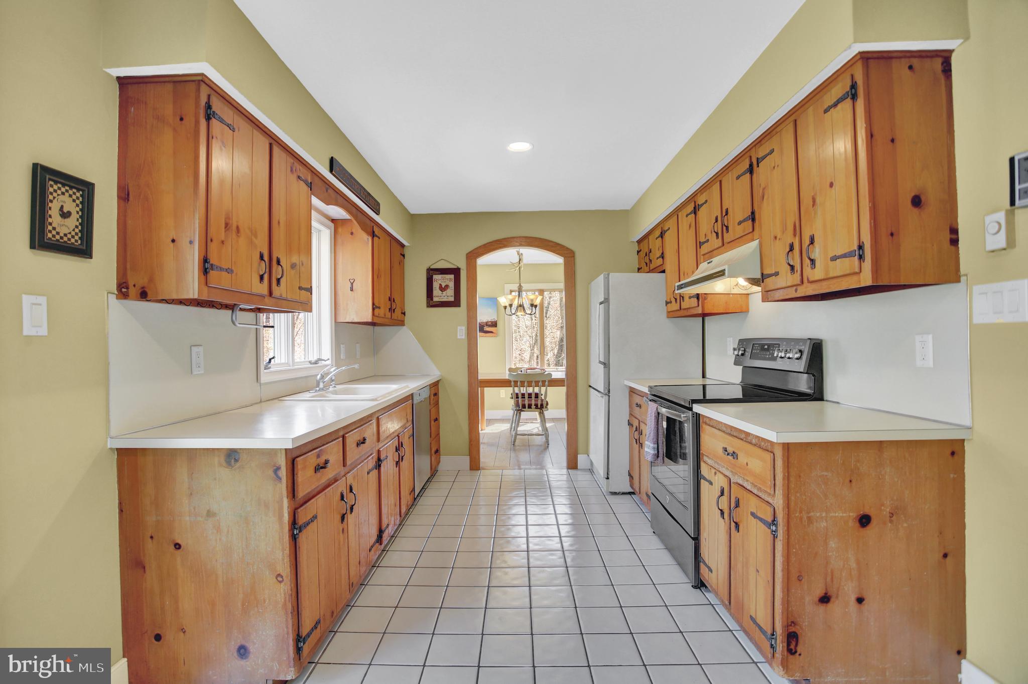 918 Henning Road Perkiomenville, PA 18074 - Photo 18 of 33 Kitchen