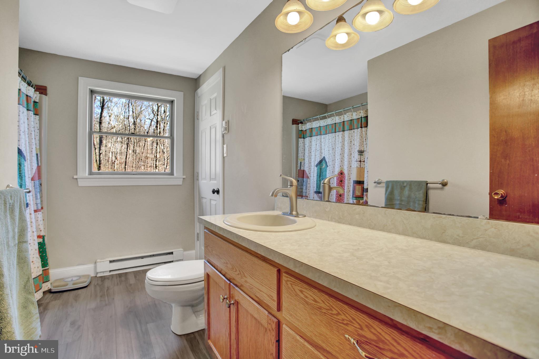 918 Henning Road Perkiomenville, PA 18074 - Photo 23 of 33 Full Bath