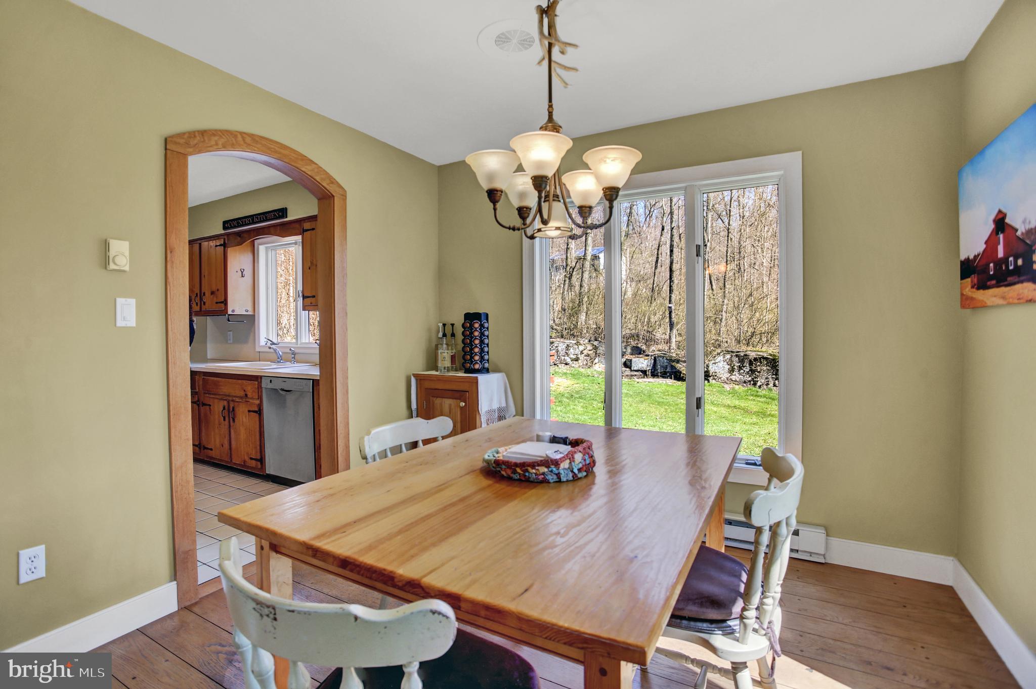 918 Henning Road Perkiomenville, PA 18074 - Photo 10 of 33 Dining Room