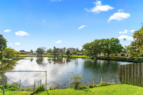 $665,000 | 1000 Southwest 127th Terrace, Davie, FL 33325