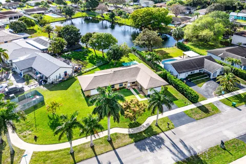 $665,000 | 1000 Southwest 127th Terrace, Davie, FL 33325
