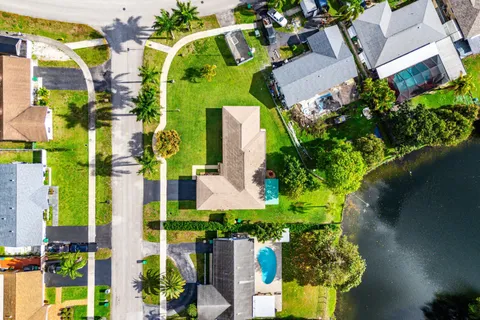 $665,000 | 1000 Southwest 127th Terrace, Davie, FL 33325