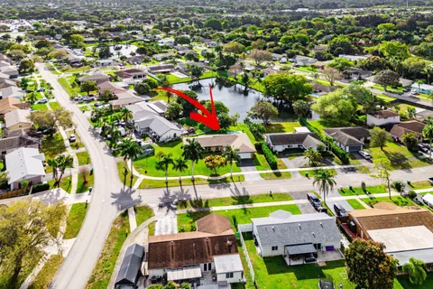 $665,000 | 1000 Southwest 127th Terrace, Davie, FL 33325