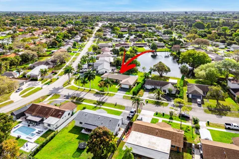 $665,000 | 1000 Southwest 127th Terrace, Davie, FL 33325