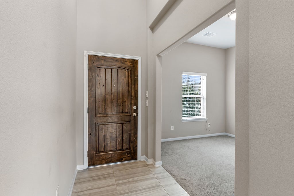 2666 Cedar Path Lane Conroe, TX 77385 - Photo 4 of 22