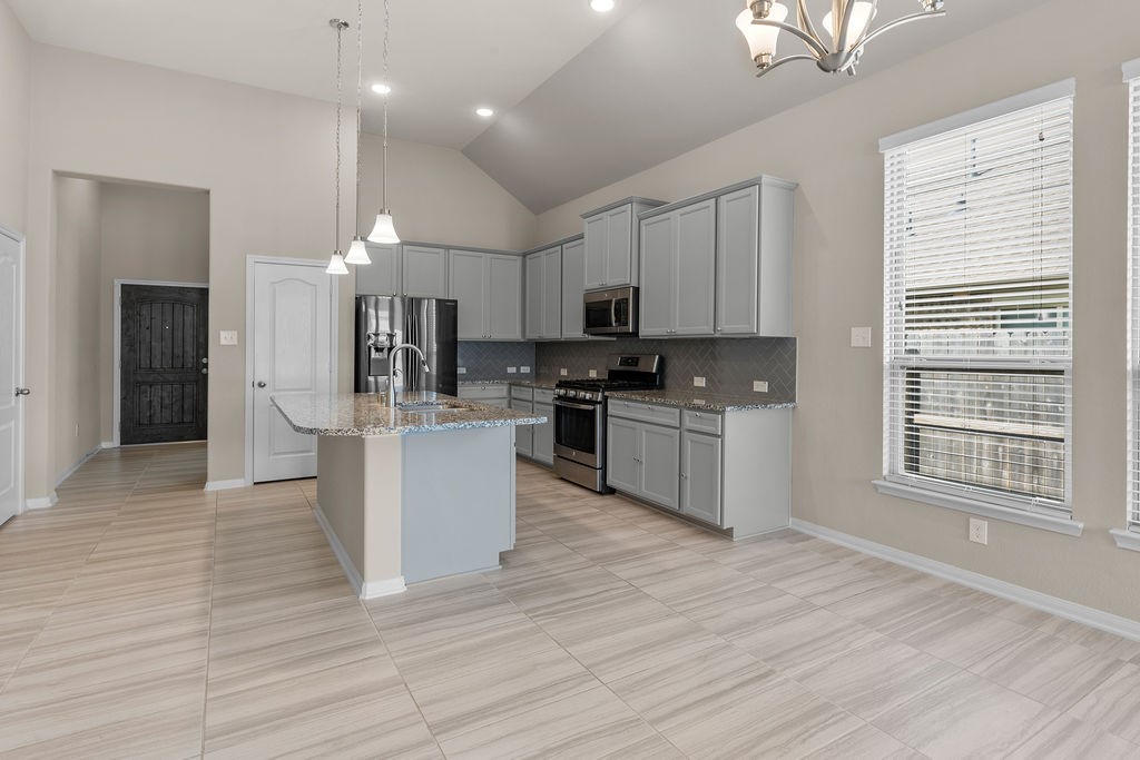 2666 Cedar Path Lane Conroe, TX 77385 - Photo 7 of 22