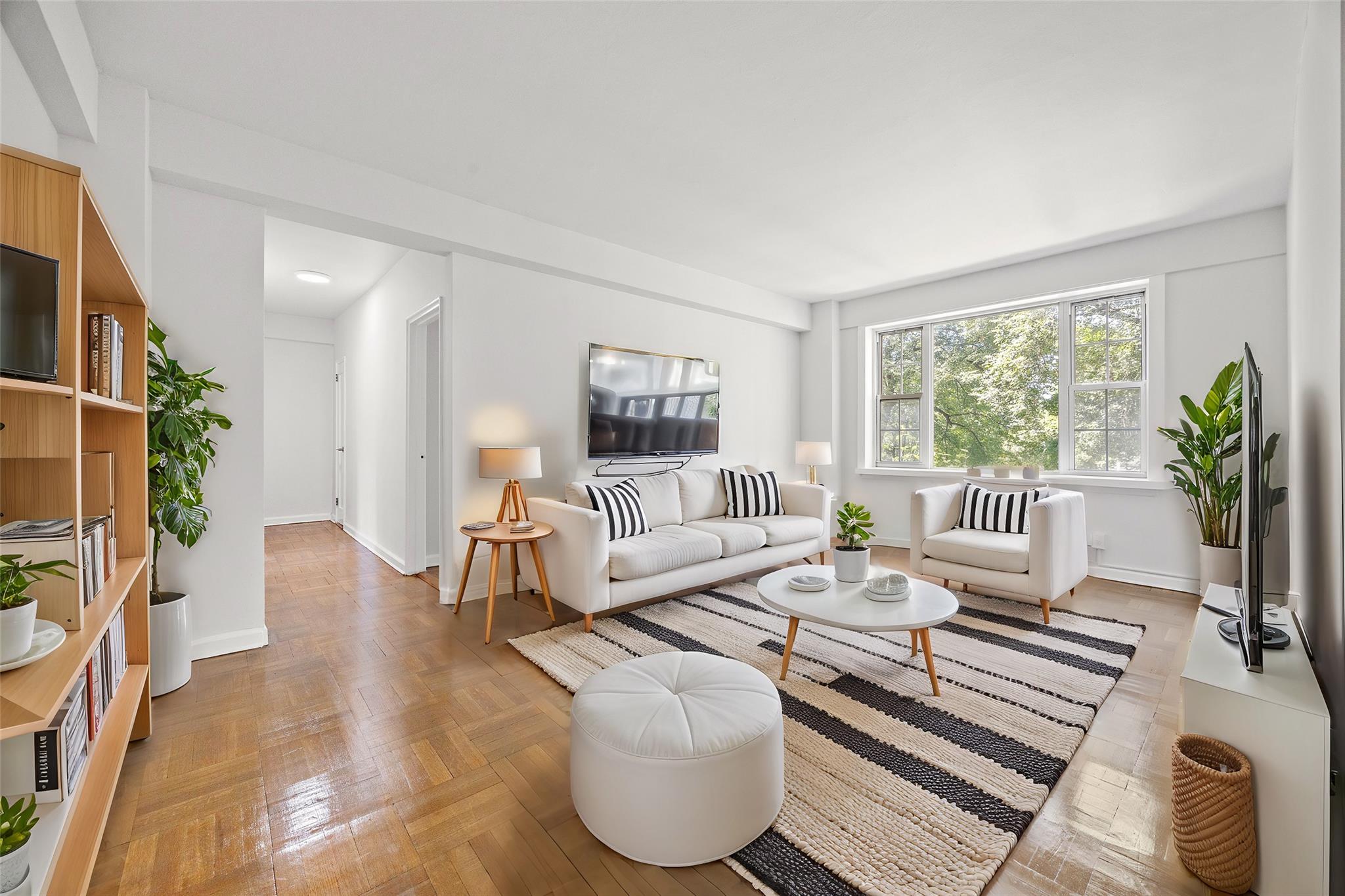 220 Pelham Road, Unit 2A New Rochelle, NY 10805 - Photo 1 of 1 Virtual Staged
