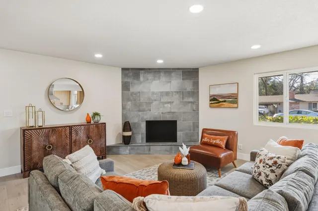 $725,000 | 3375 Cobalt Court, Rocklin, CA 95677