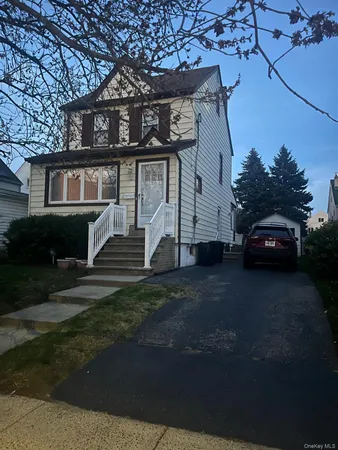 $769,000 | 89 Carstairs Road, Valley Stream, NY 11581