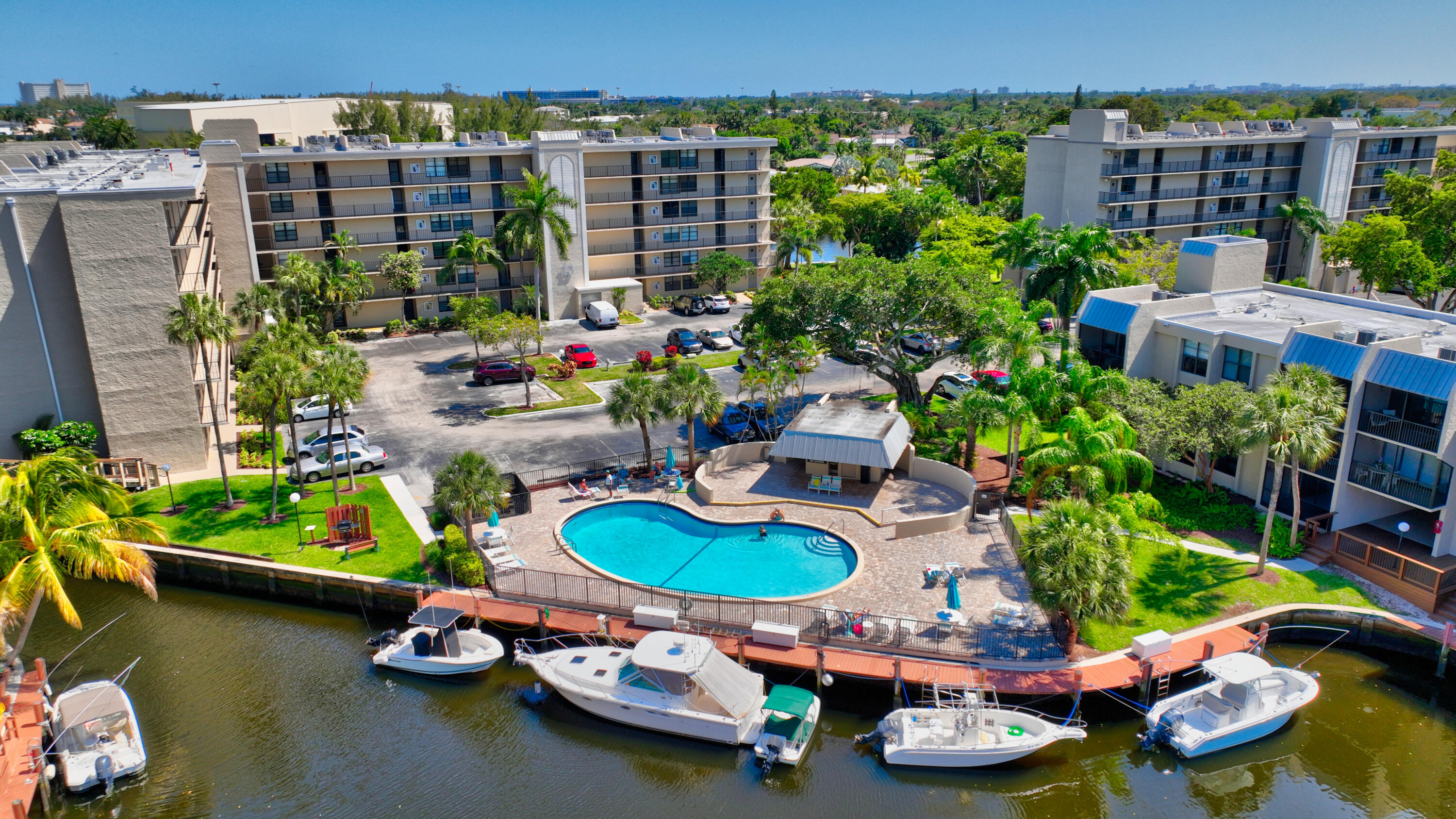 17 Royal Palm Way, Unit 603 Boca Raton, FL 33432 - Photo 50 of 55 Pool 3