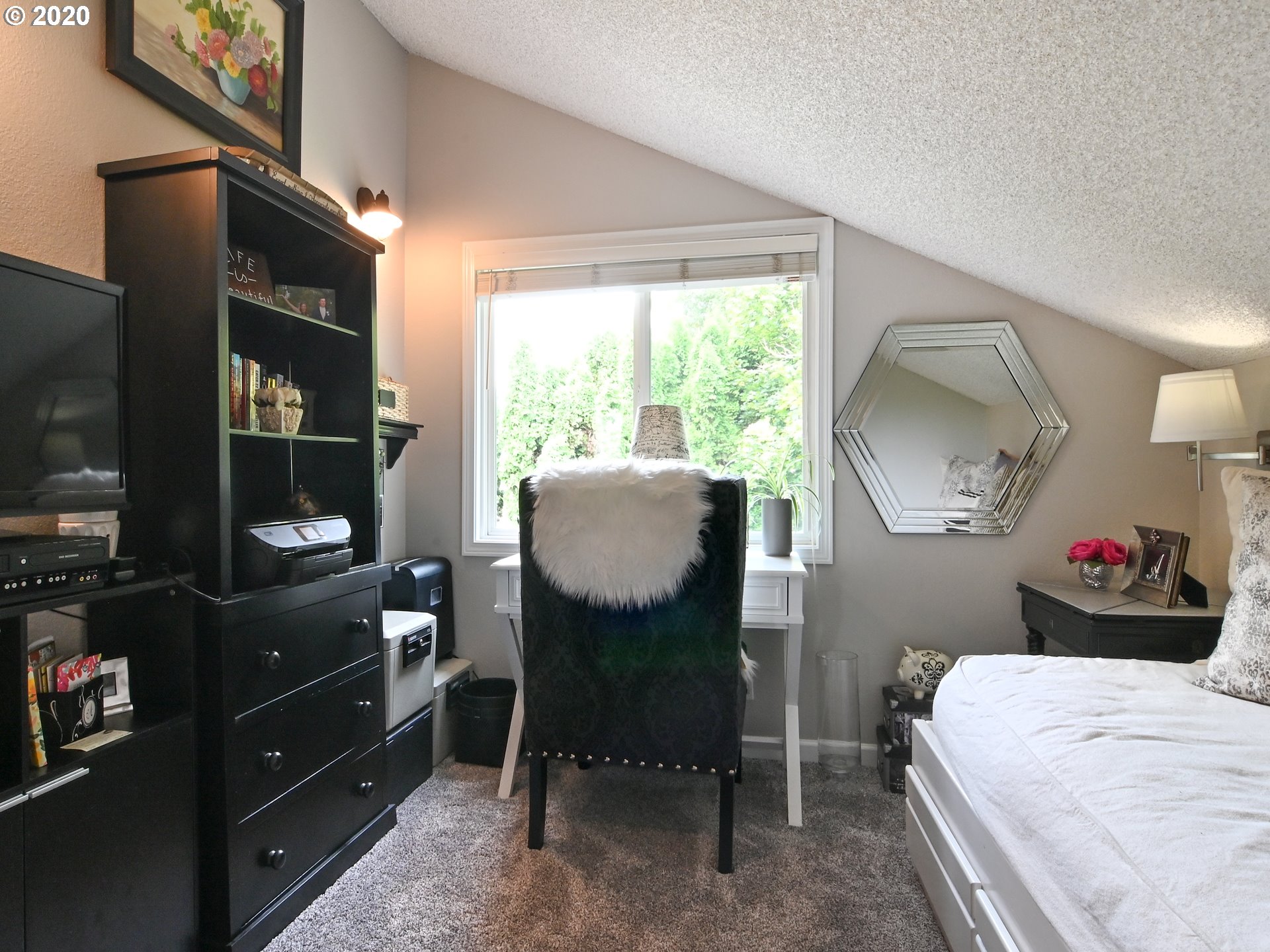 2494 Erin Way Eugene, OR 97408 - Photo 19 of 32