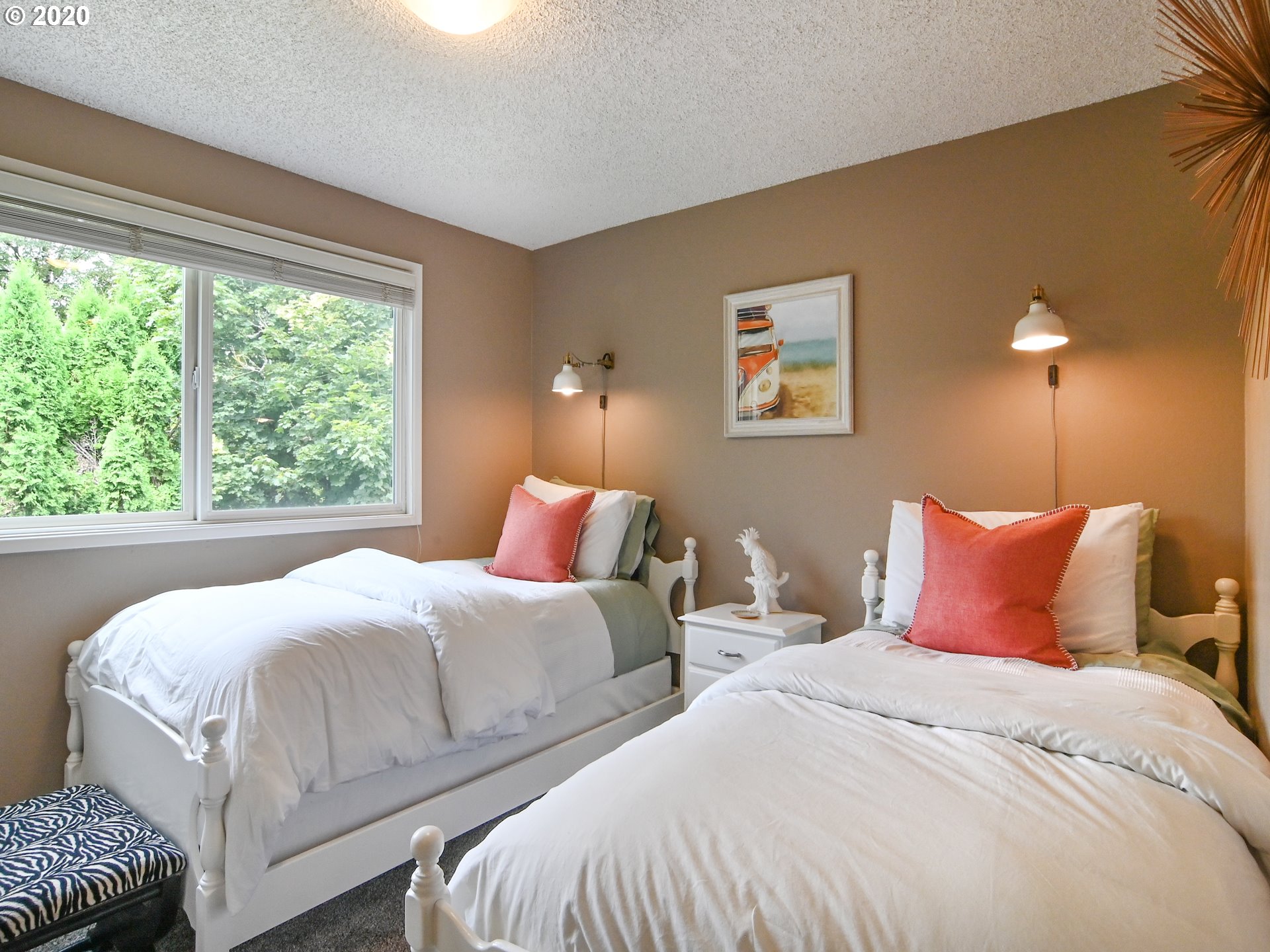 2494 Erin Way Eugene, OR 97408 - Photo 24 of 32