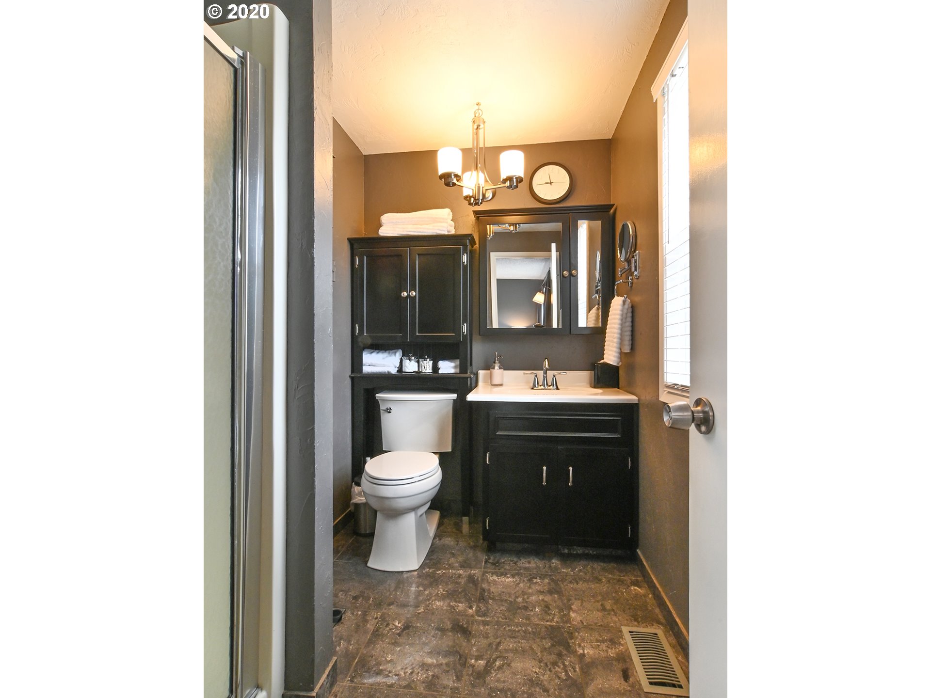 2494 Erin Way Eugene, OR 97408 - Photo 28 of 32