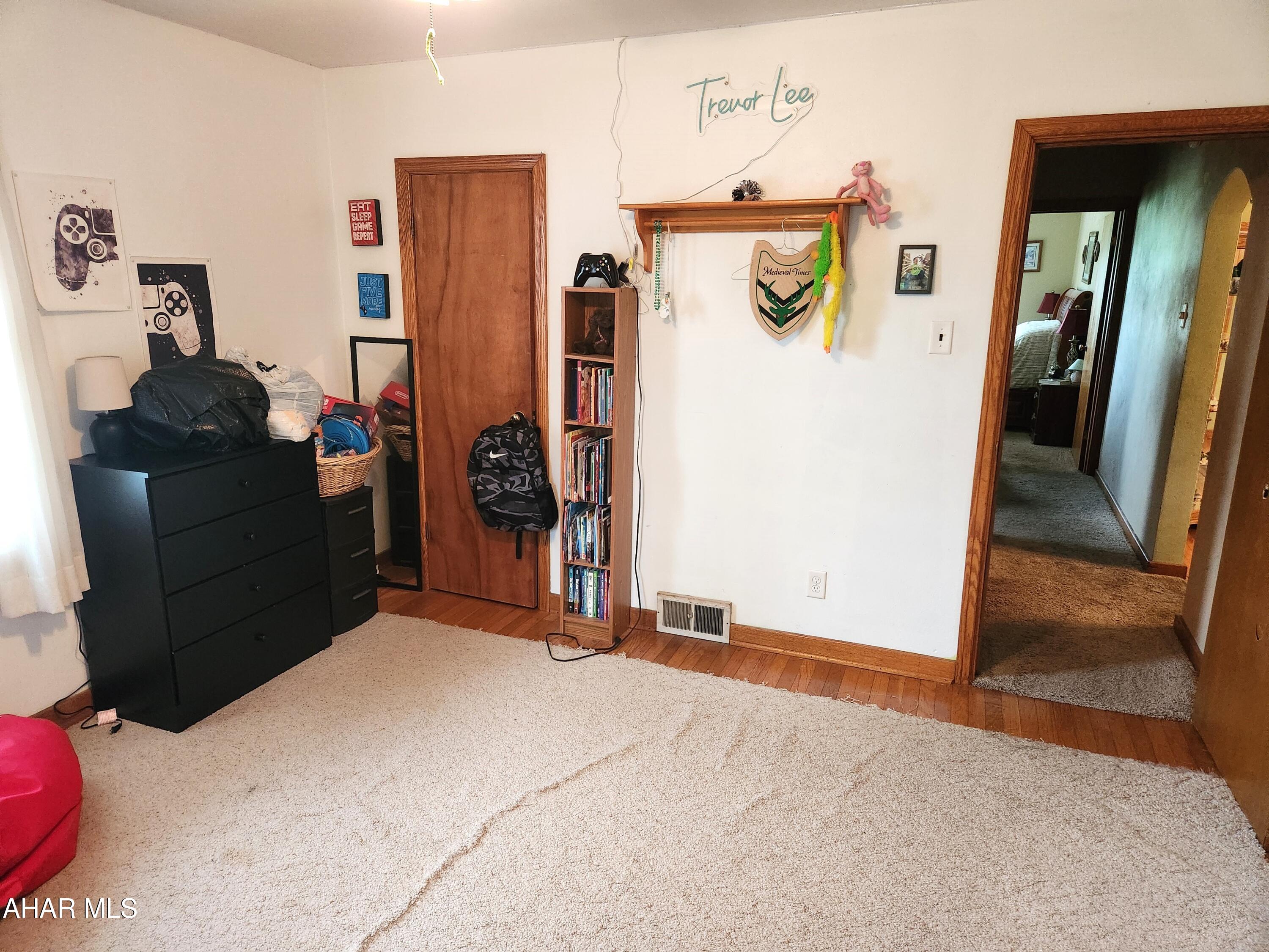 4730 Cortland Road New Paris, PA 15554 - Photo 12 of 44