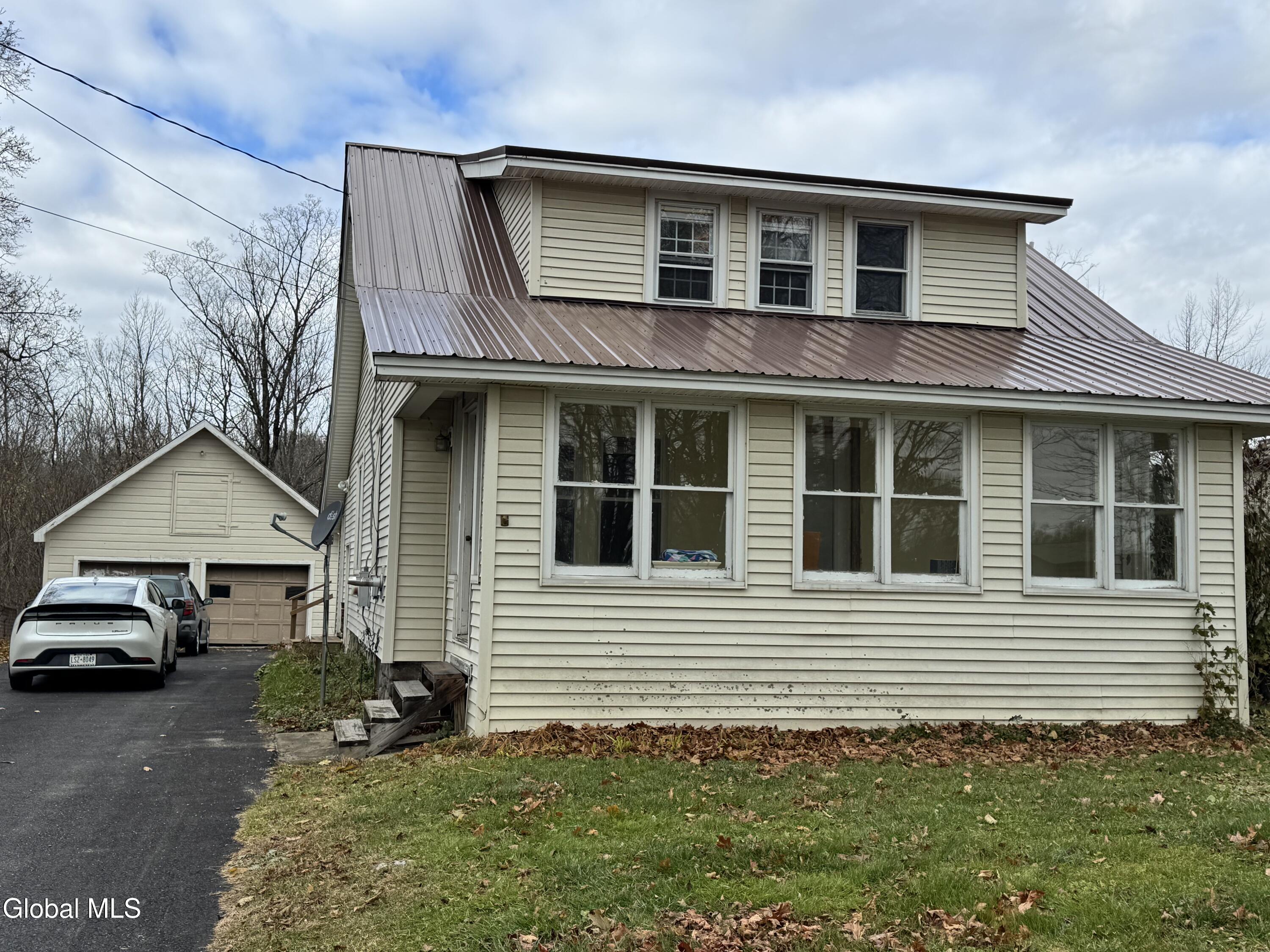 331 Riceville Road Gloversville, NY 12078 - Photo 1 of 24 IMG_3015
