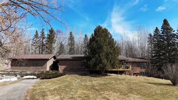 $490,000 | 10597 Orr-Buyck Road, Orr, MN 55771
