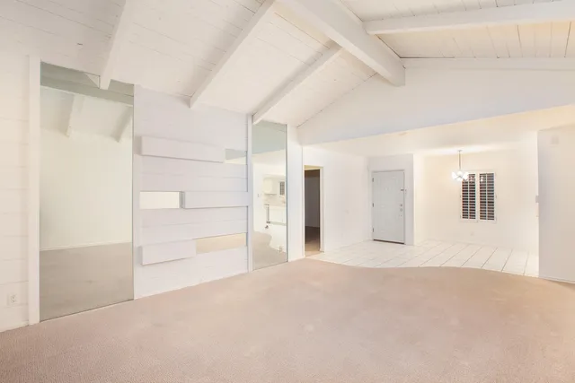 a view of empty room