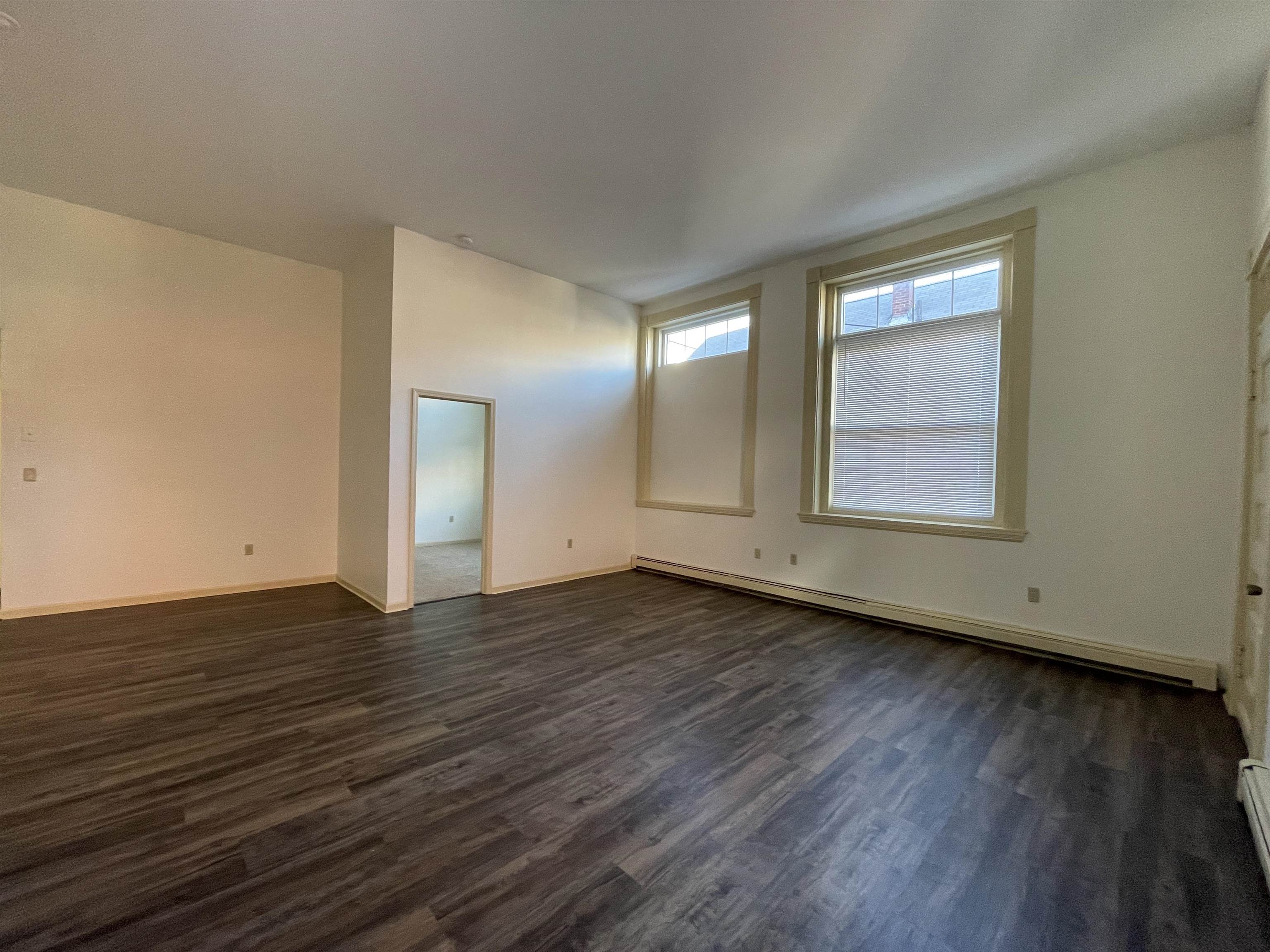 521 Pine Street, Unit 105 Manchester, NH 03104 - Photo 18 of 38