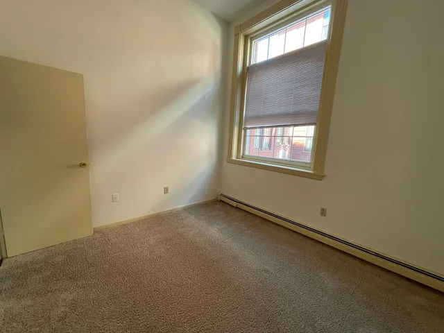 $1,725 | 521 Pine Street, Unit 105, Manchester, NH 03104