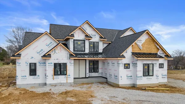 $1,299,900 | W257-n5916 Autumn Court, Lisbon, WI 53089