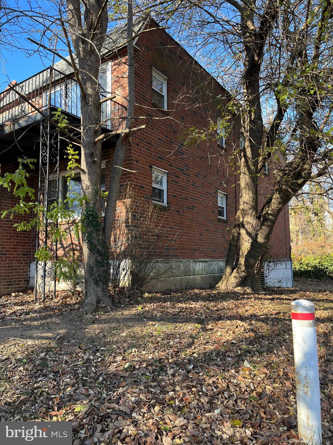 Exterior View Front Corner