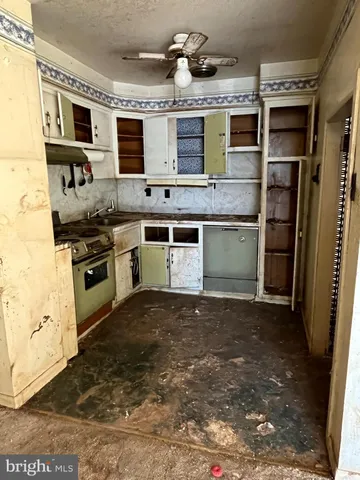 $269,000 | 3939 Lankenau Avenue, Philadelphia, PA 19131