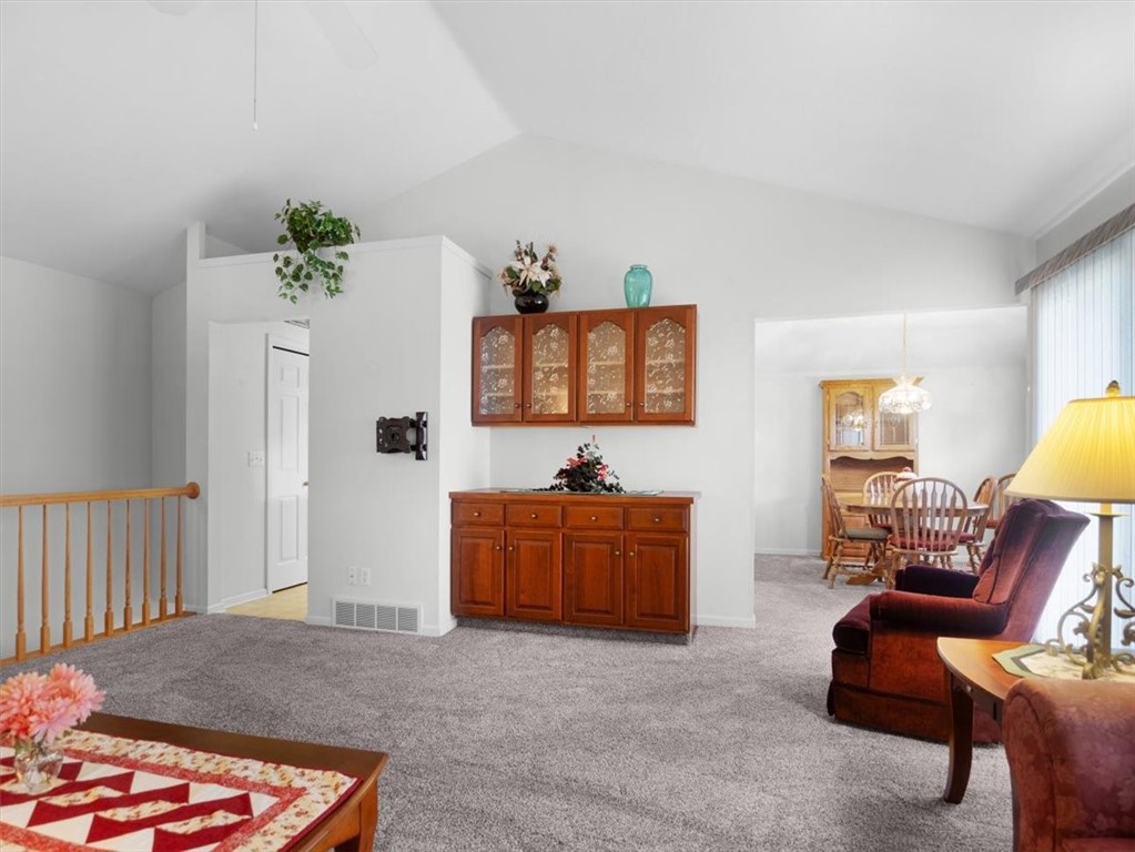 7587 Salmon Creek Road Williamson, NY 14589 - Photo 9 of 49