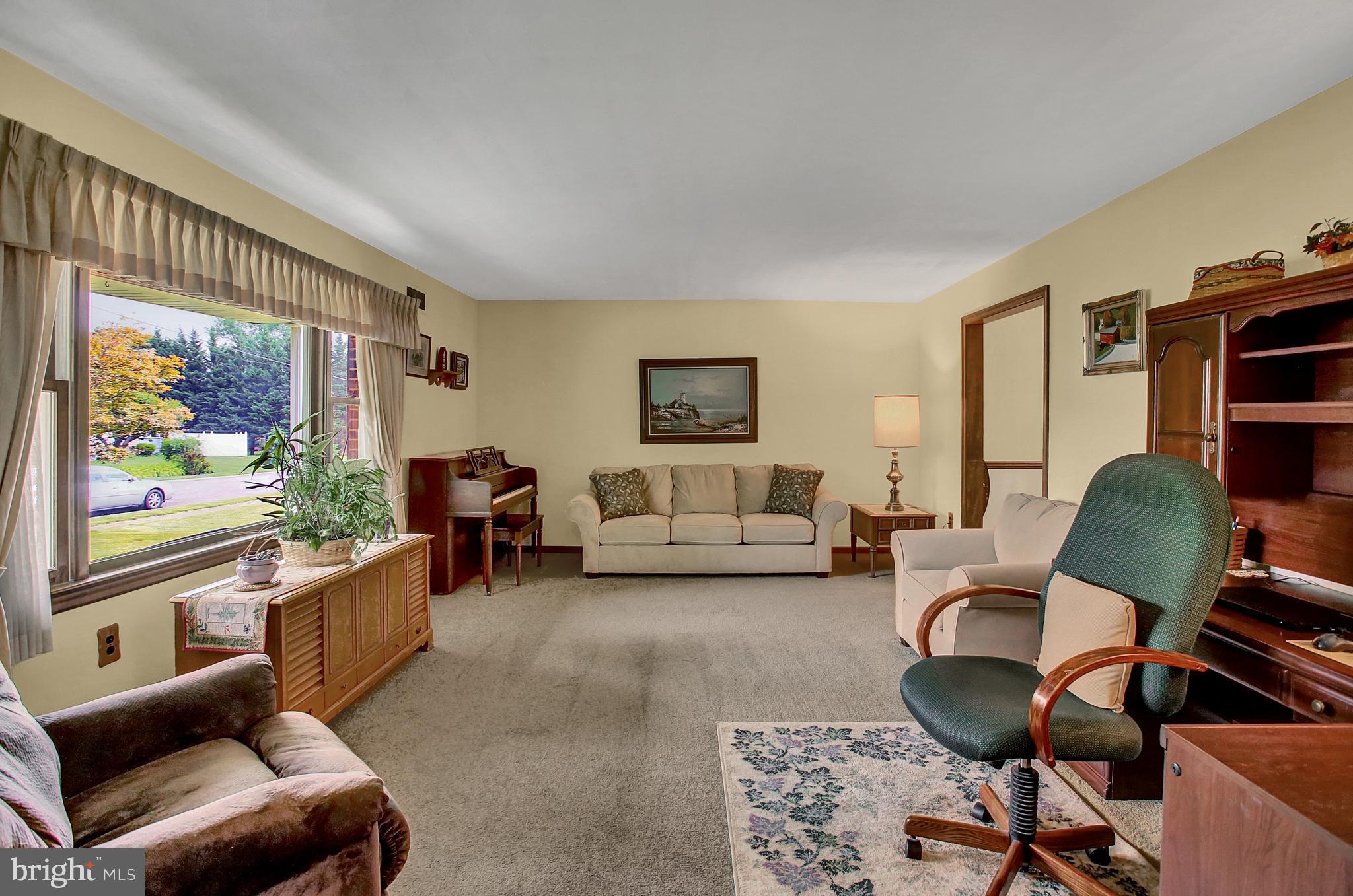 2464 Opal Road York, PA 17408 - Photo 11 of 56 Gallery Image 11