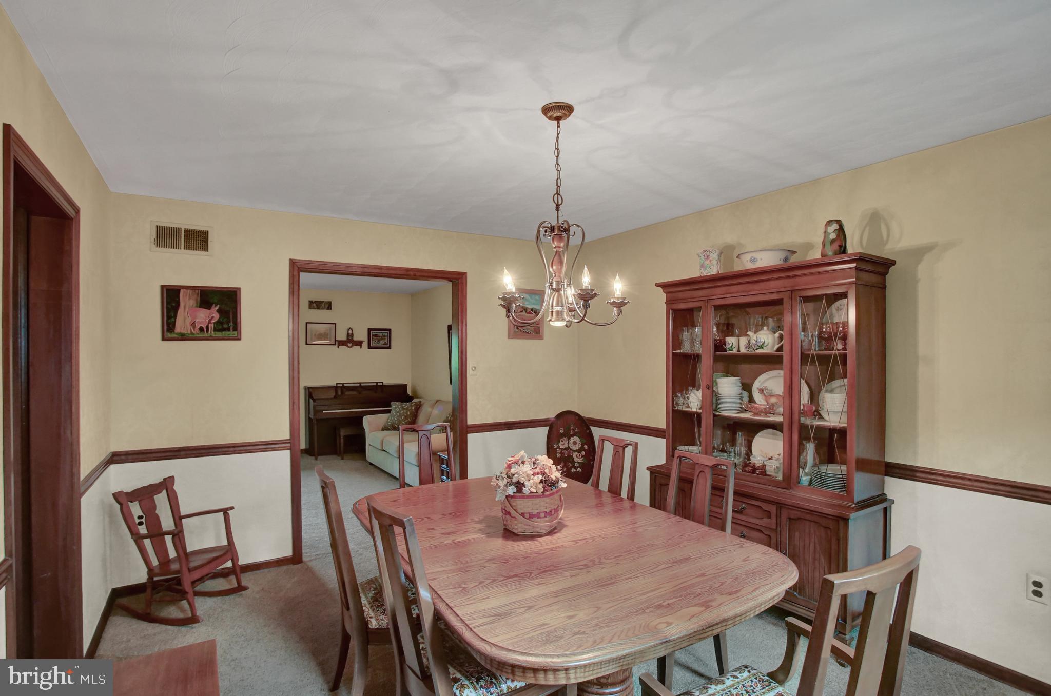 2464 Opal Road York, PA 17408 - Photo 17 of 56 Gallery Image 17