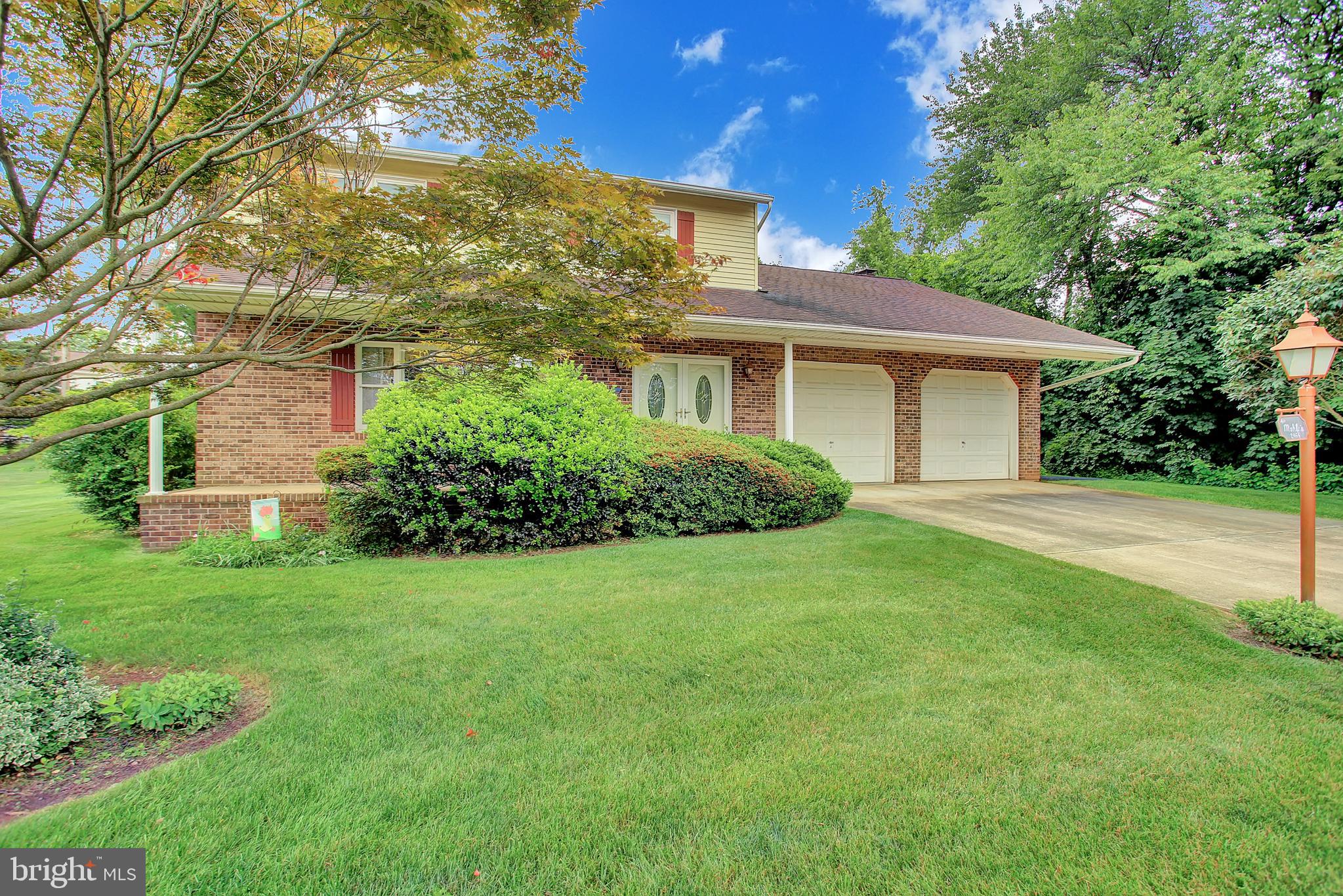 2464 Opal Road York, PA 17408 - Photo 3 of 56 Gallery Image 3