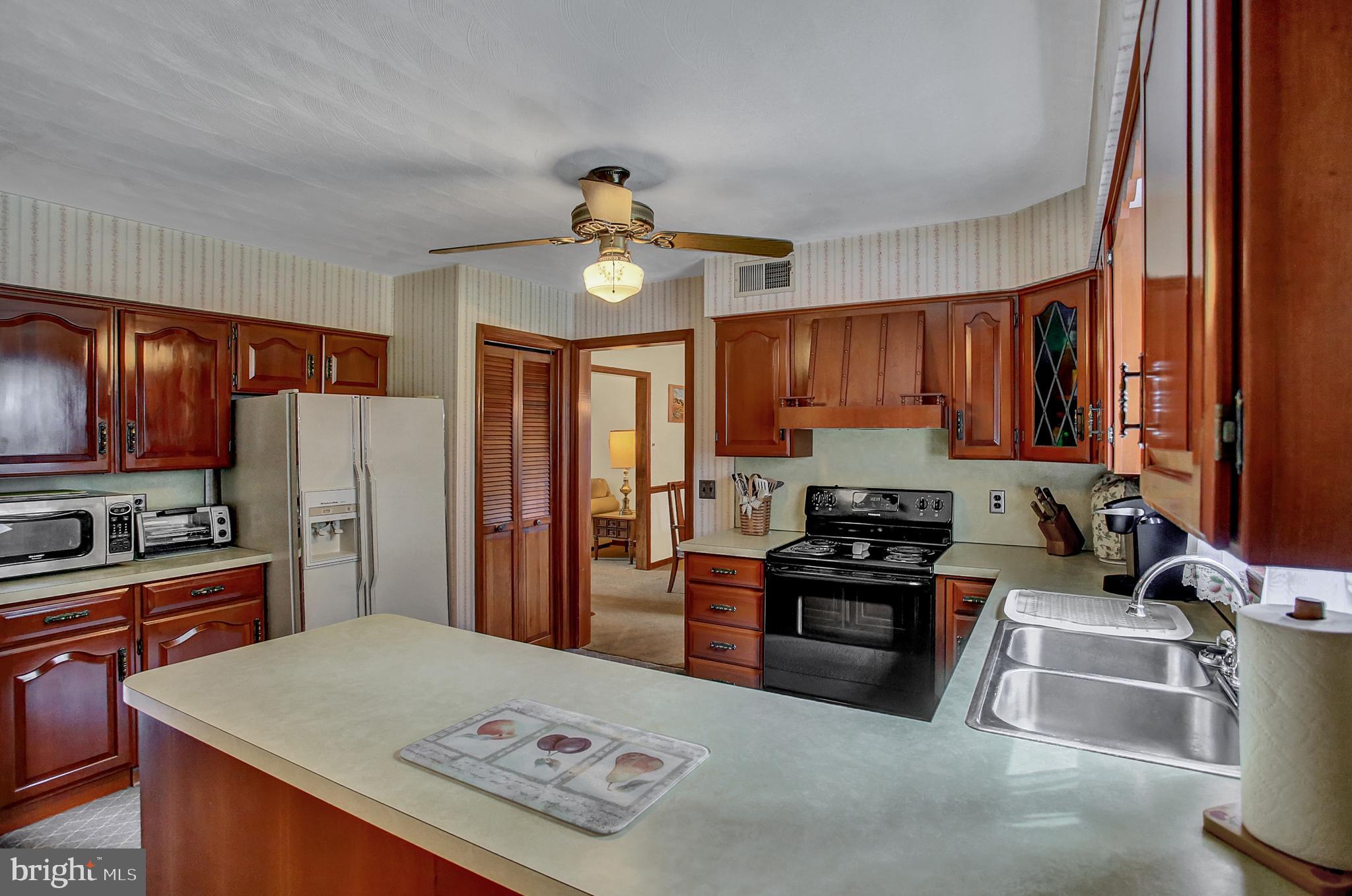 2464 Opal Road York, PA 17408 - Photo 23 of 56 Gallery Image 23