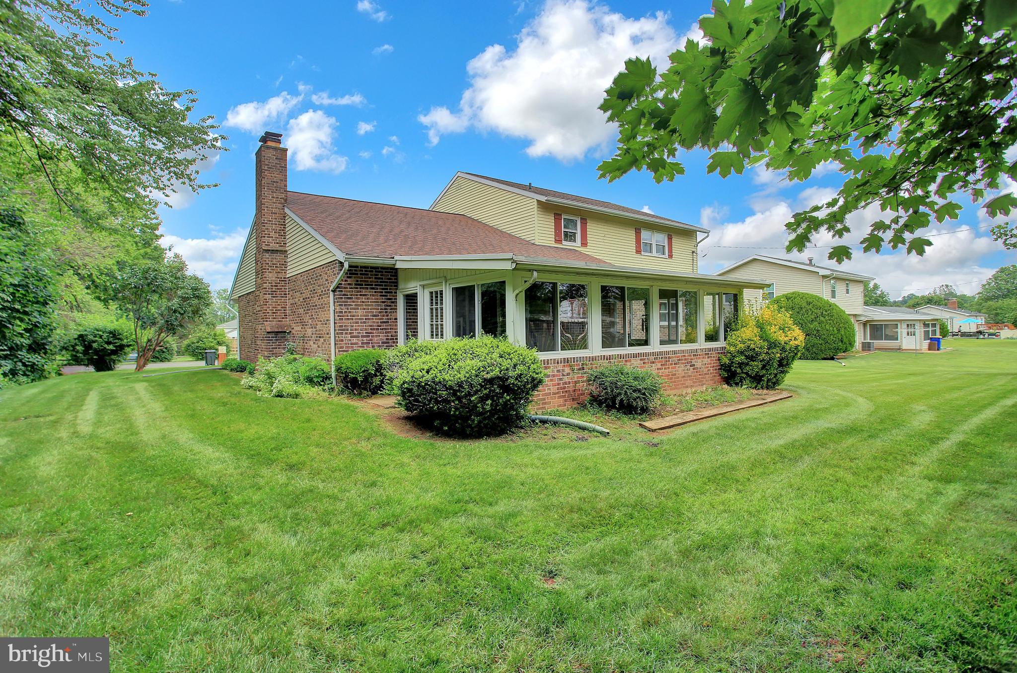 2464 Opal Road York, PA 17408 - Photo 4 of 56 Gallery Image 4