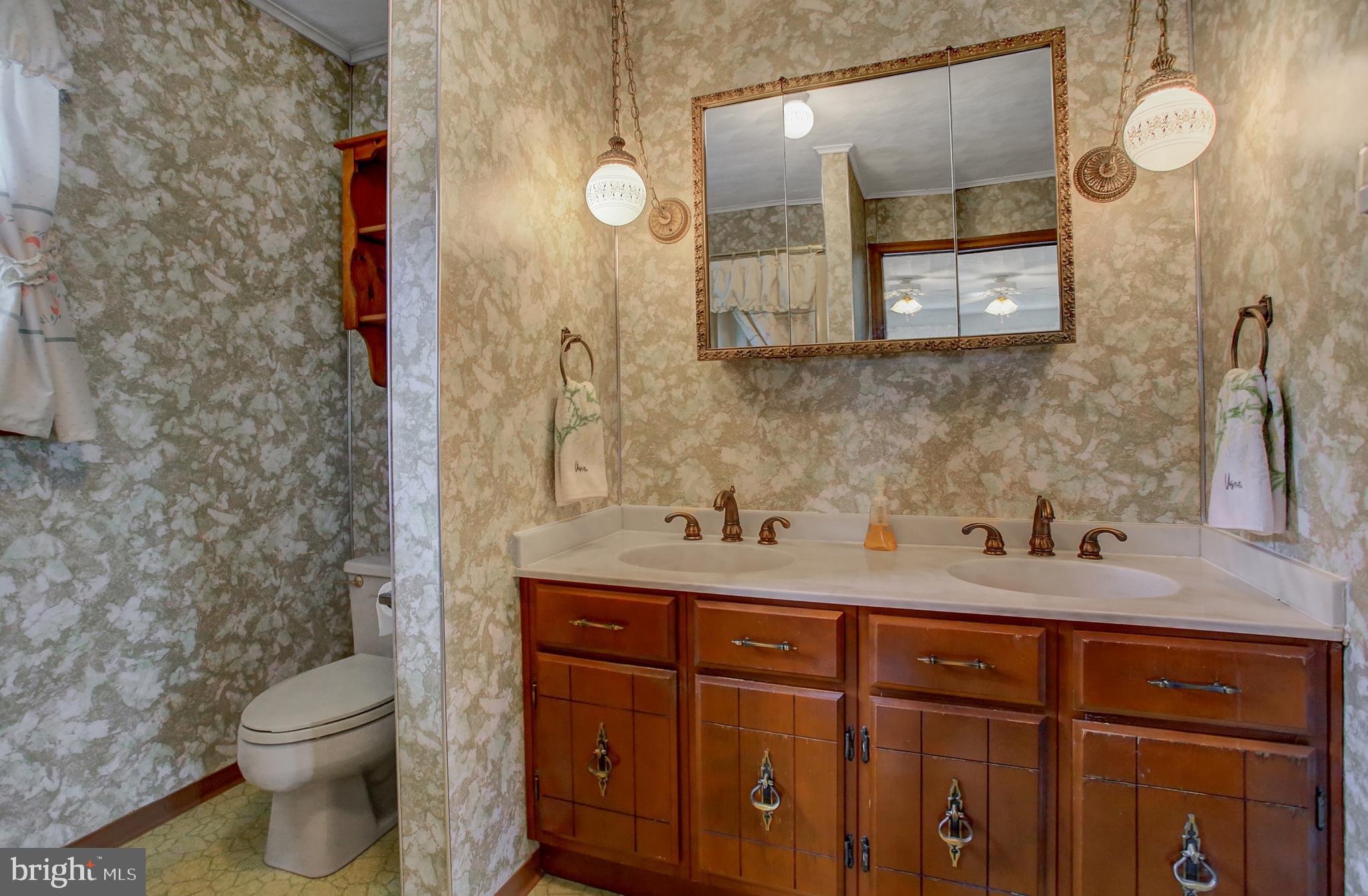 2464 Opal Road York, PA 17408 - Photo 41 of 56 Gallery Image 41