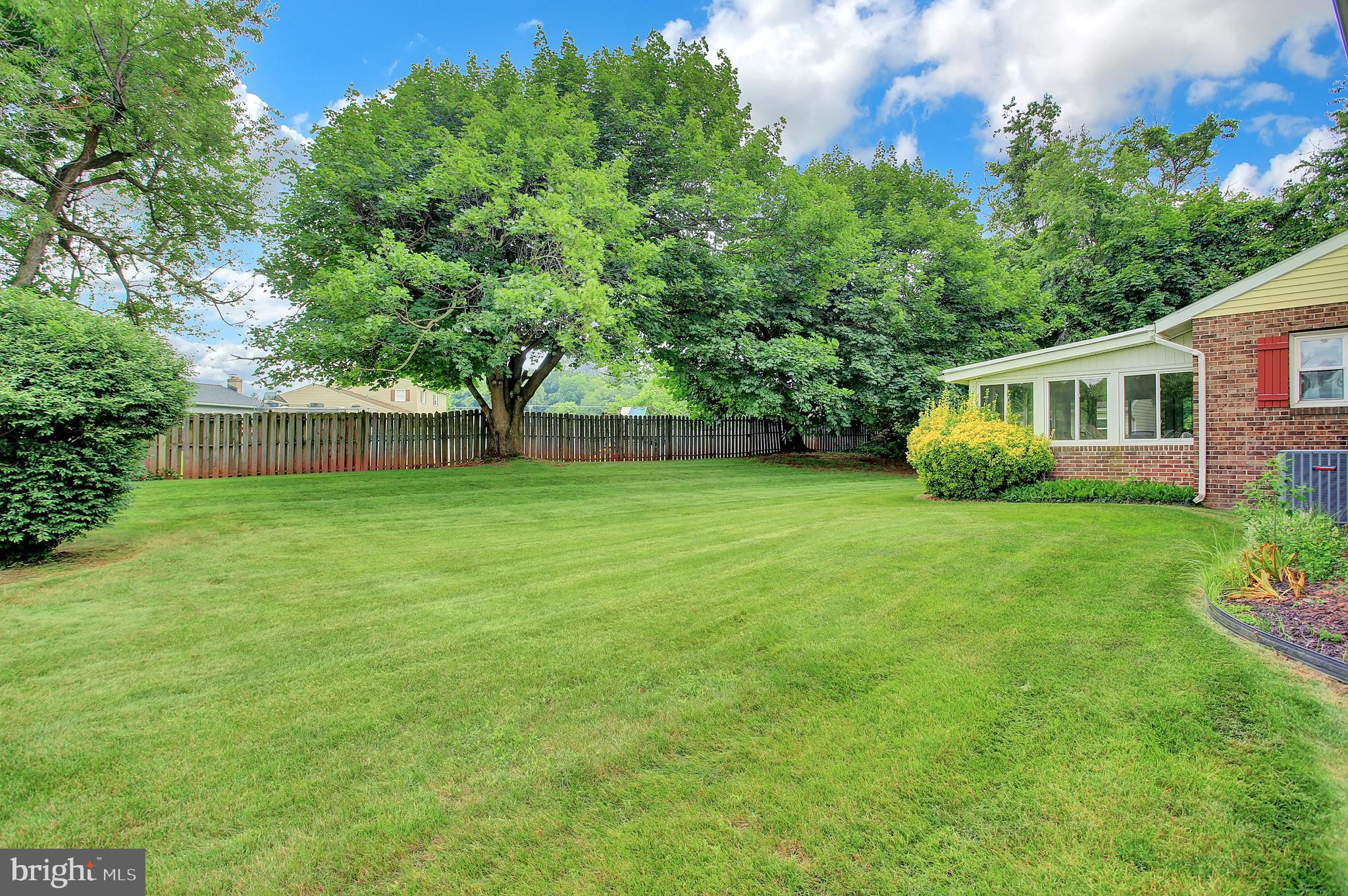 2464 Opal Road York, PA 17408 - Photo 6 of 56 Gallery Image 6