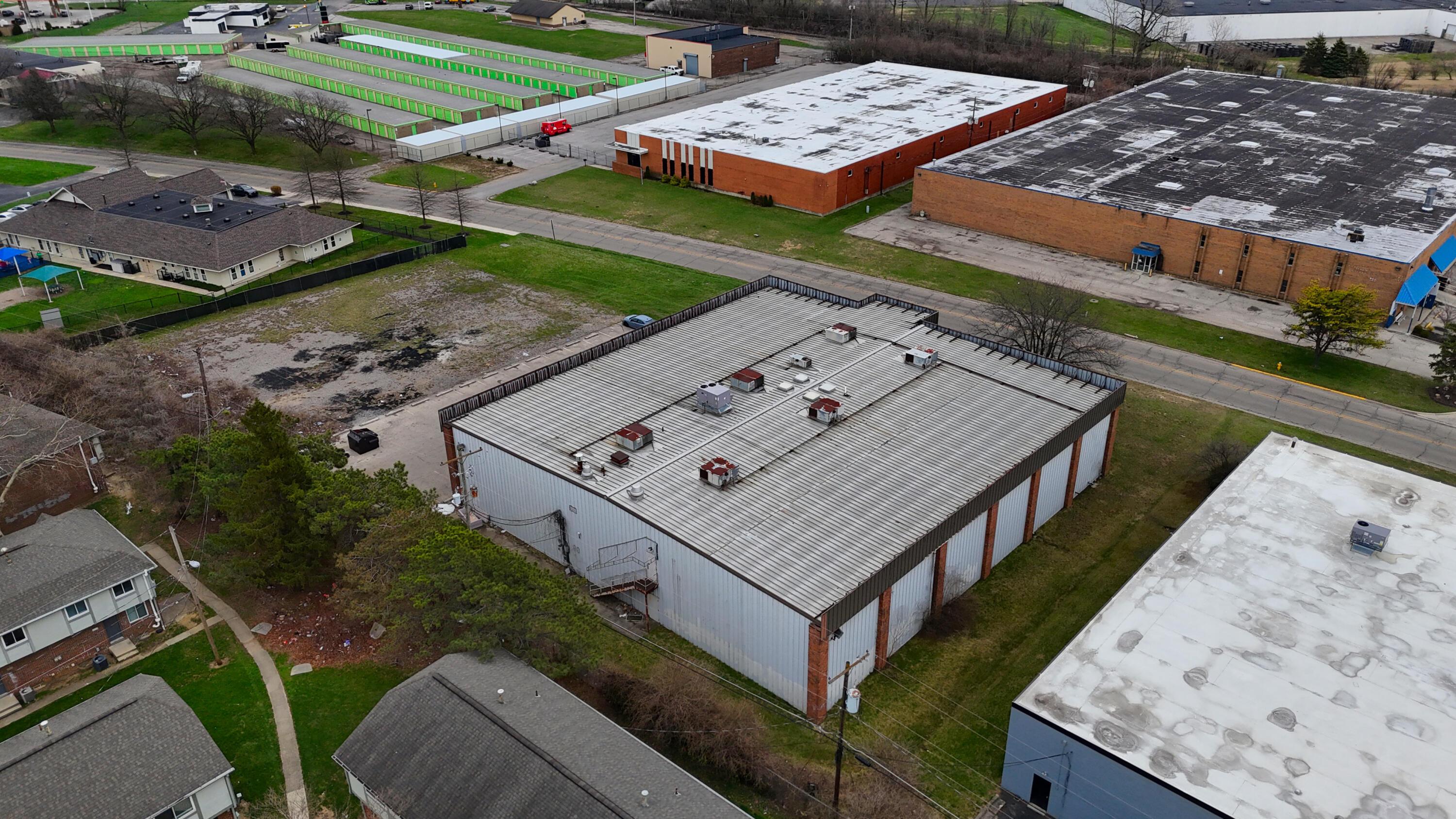 511 Industrial Mile Road Columbus, OH 43228 - Photo 14 of 35 10