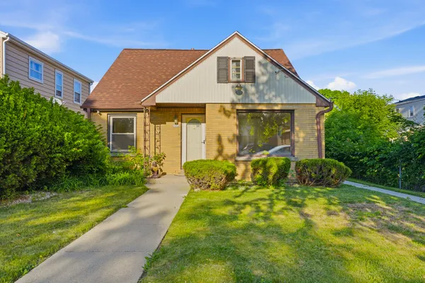 $199,000 | 5064 North 26th Street, Milwaukee, WI 53209