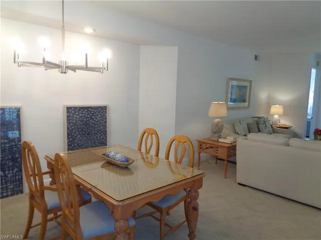 $8,000 | 515 Laguna Royale Boulevard, Unit 102, Naples, FL 34119